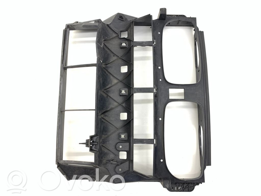 BMW X5 E70 Intercooler air guide/duct channel 