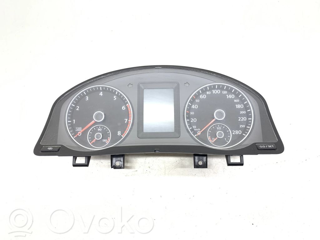 Volkswagen Scirocco Spidometrs (instrumentu panelī) 