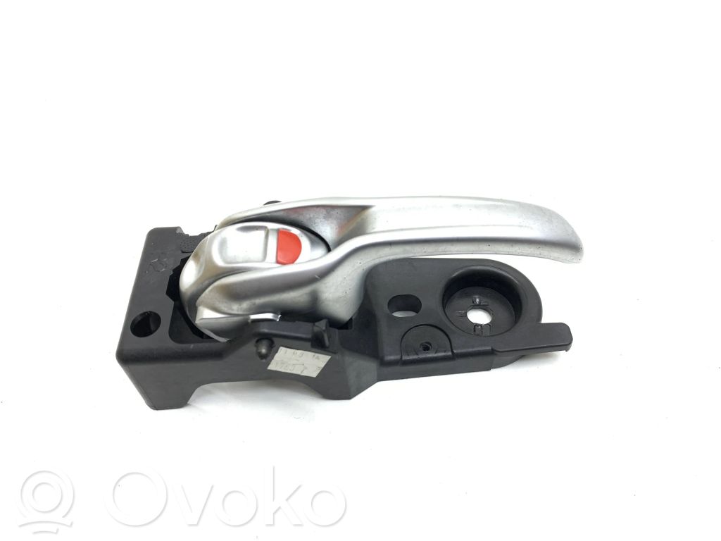 Jeep Cherokee KL Manecilla interna puerta delantera 