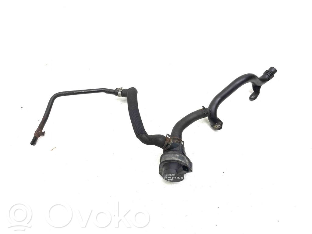 Audi Q5 SQ5 8R Conductă/furtun lichid de răcire motor 