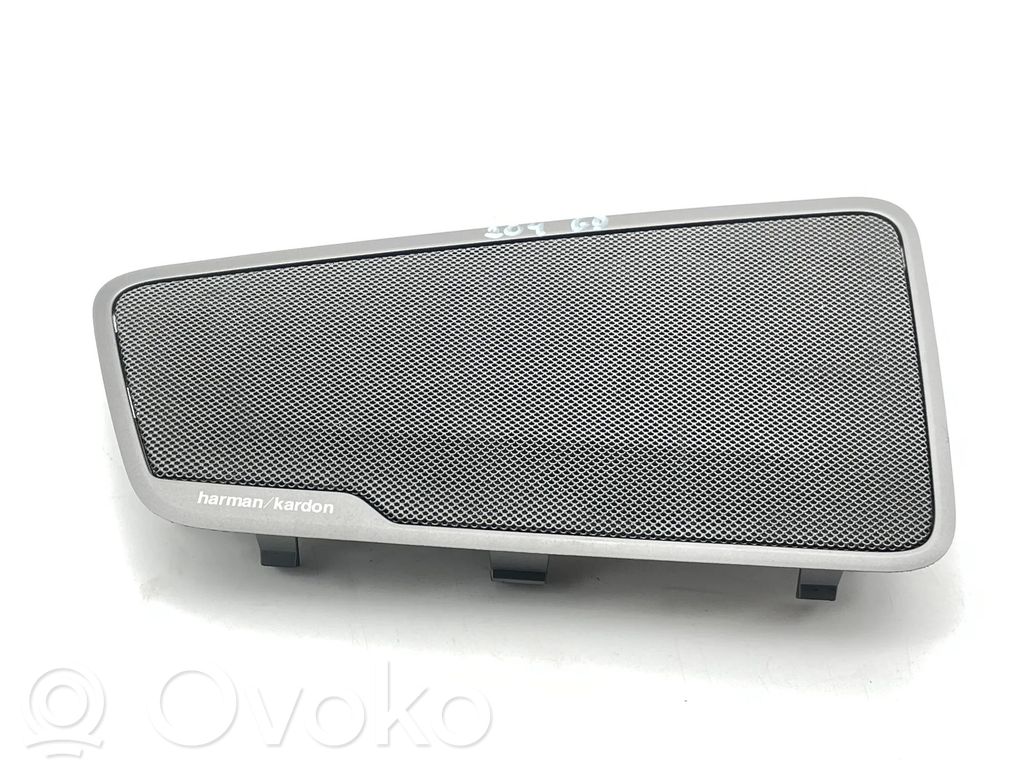 BMW 5 G30 G31 G38 Maskownica głośnika półki tylnej bagażnika 