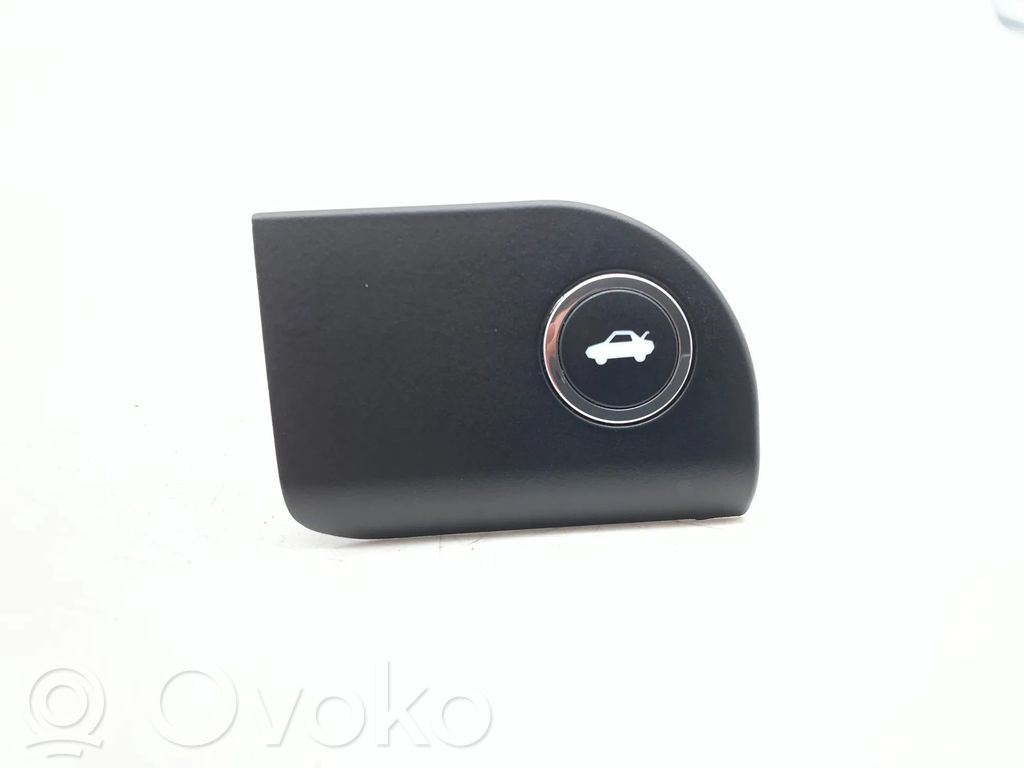 Tailgate/boot open switch button   68141864AA