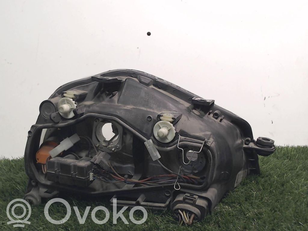Seat Arosa Lampa przednia 