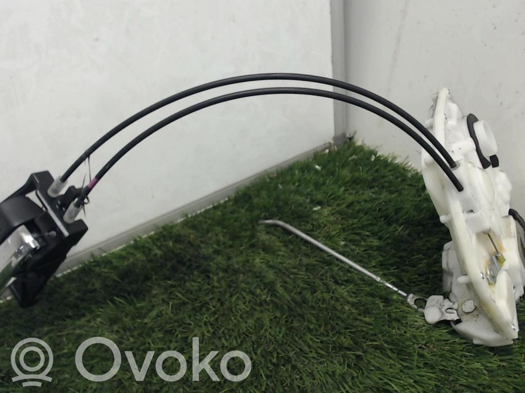 Suzuki SX4 Priekinė durų spyna 