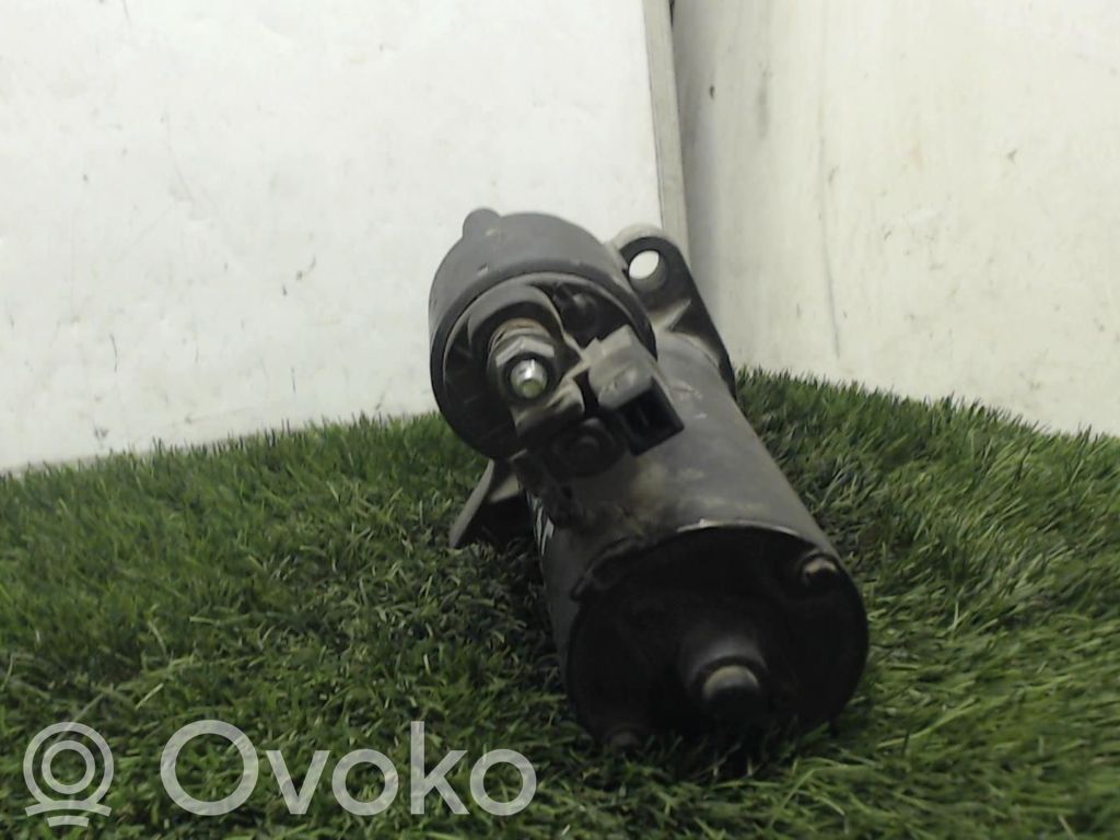 Volkswagen Golf IV Starter motor 