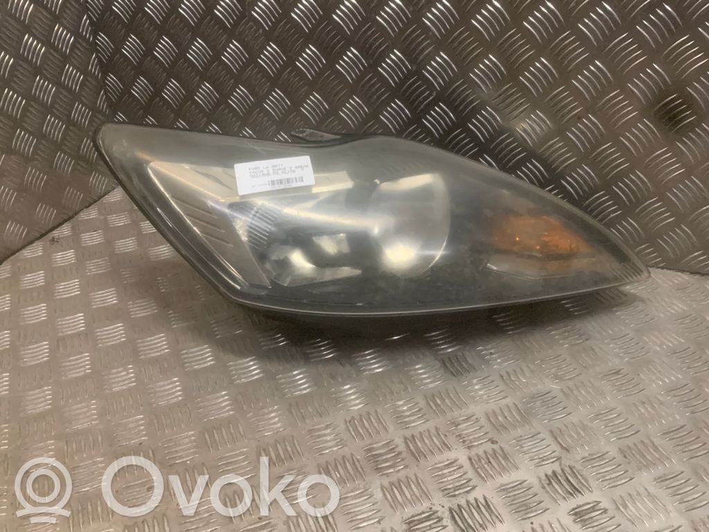 Headlight/headlamp   1754444
