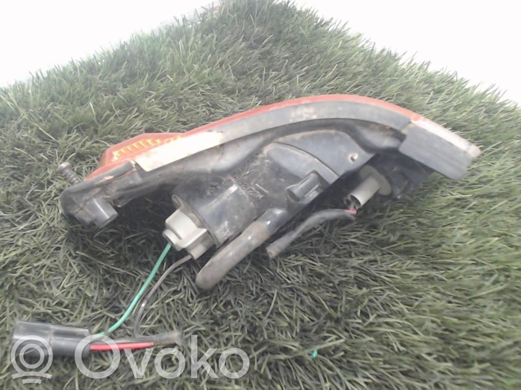 Front fender indicator light   21061301