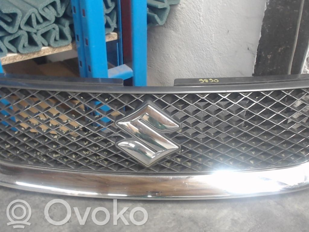 Suzuki Grand Vitara II Etusäleikkö 