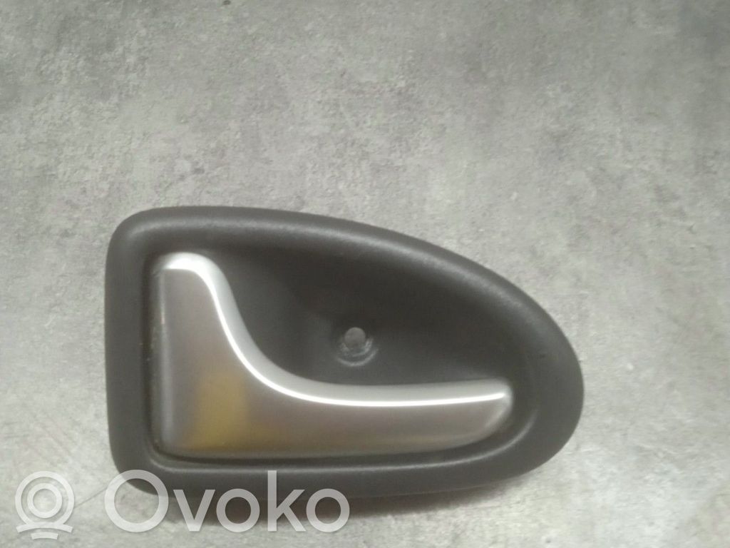 Renault Clio II Front door interior handle 