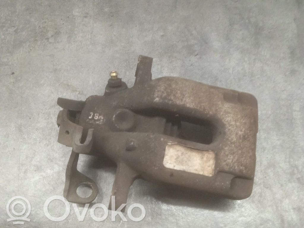 Citroen C4 I Takajarrusatula 