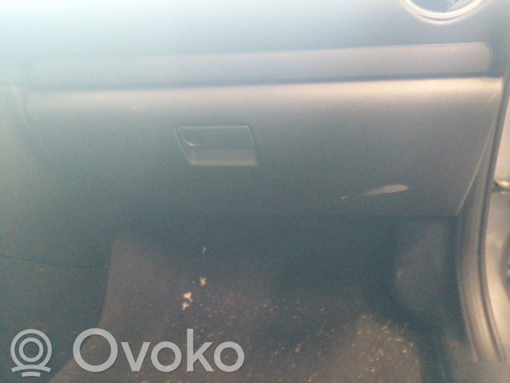 Mazda 6 Schowek deski rozdzielczej / Komplet 