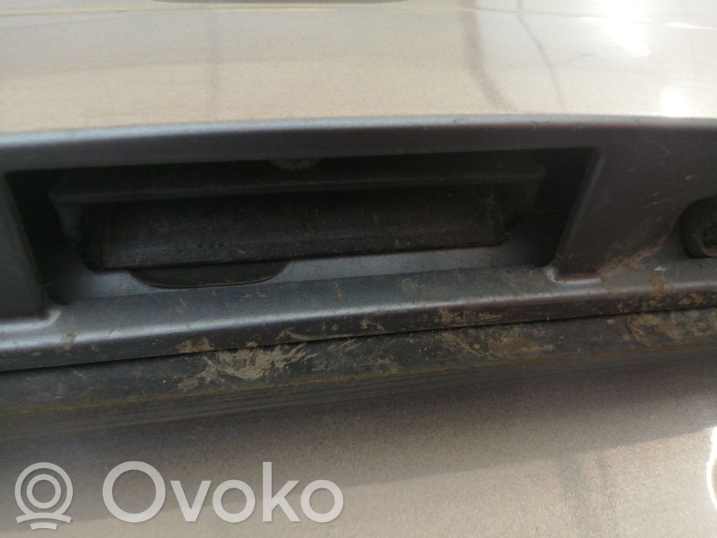 Mazda 6 Tailgate opening switch 