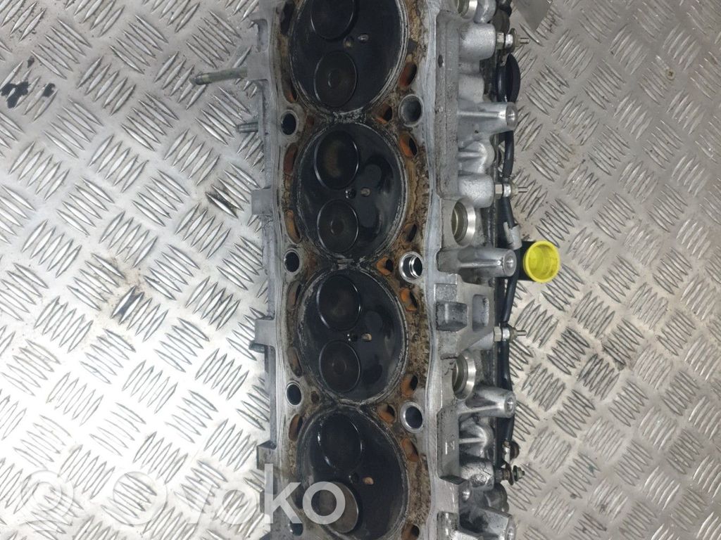 Peugeot 307 Engine head 