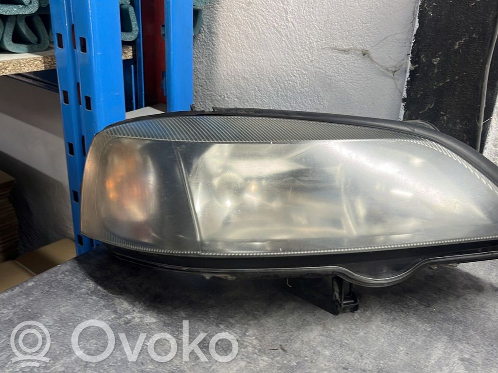 Opel Astra G Lampa przednia 