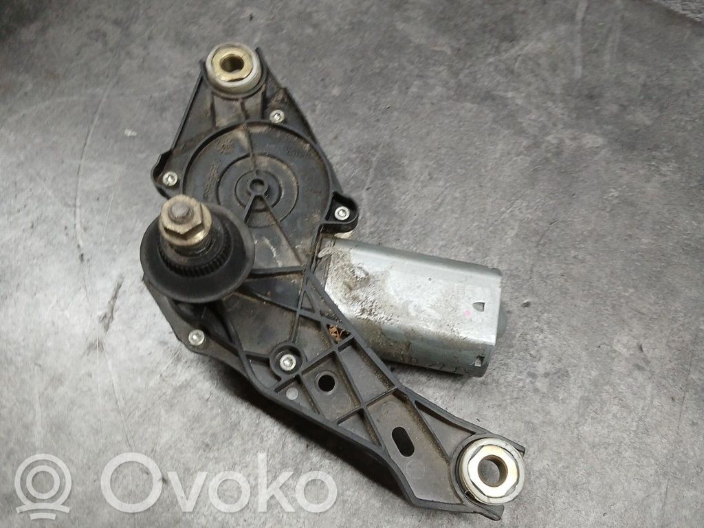 Citroen Saxo Silniczek wycieraczki szyby tylnej 
