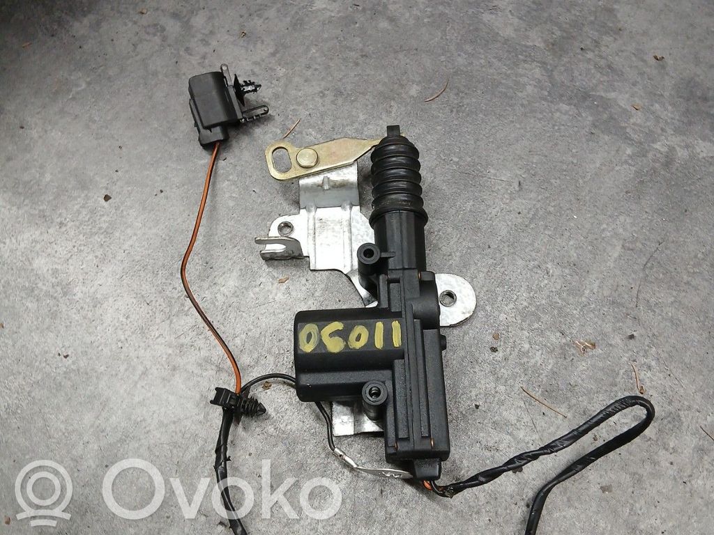 Ford Ka Priekšpusē slēdzene 