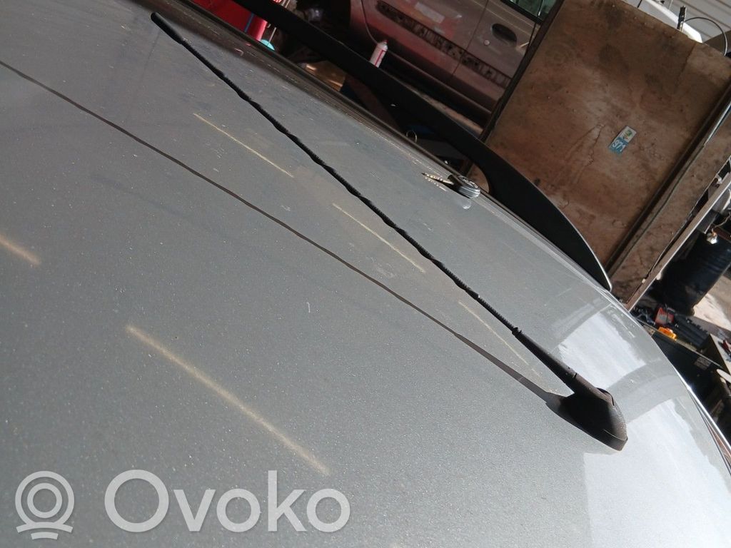 Suzuki SX4 Antena de radio 