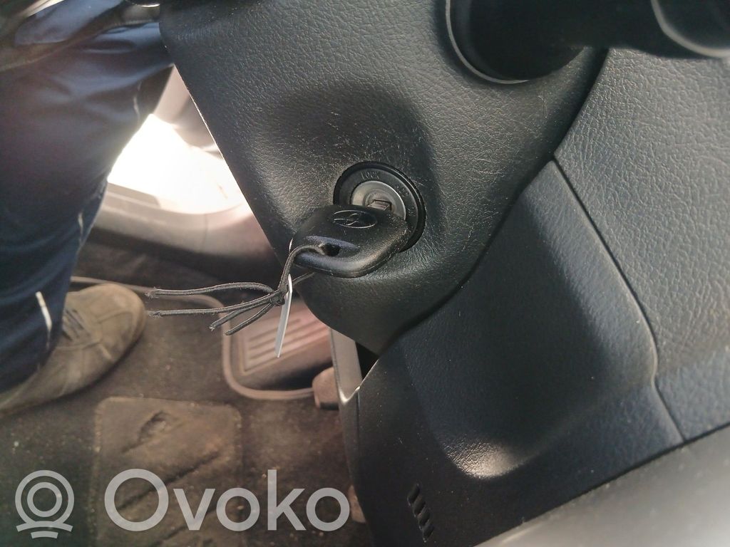 Toyota Verso Virtalukko 