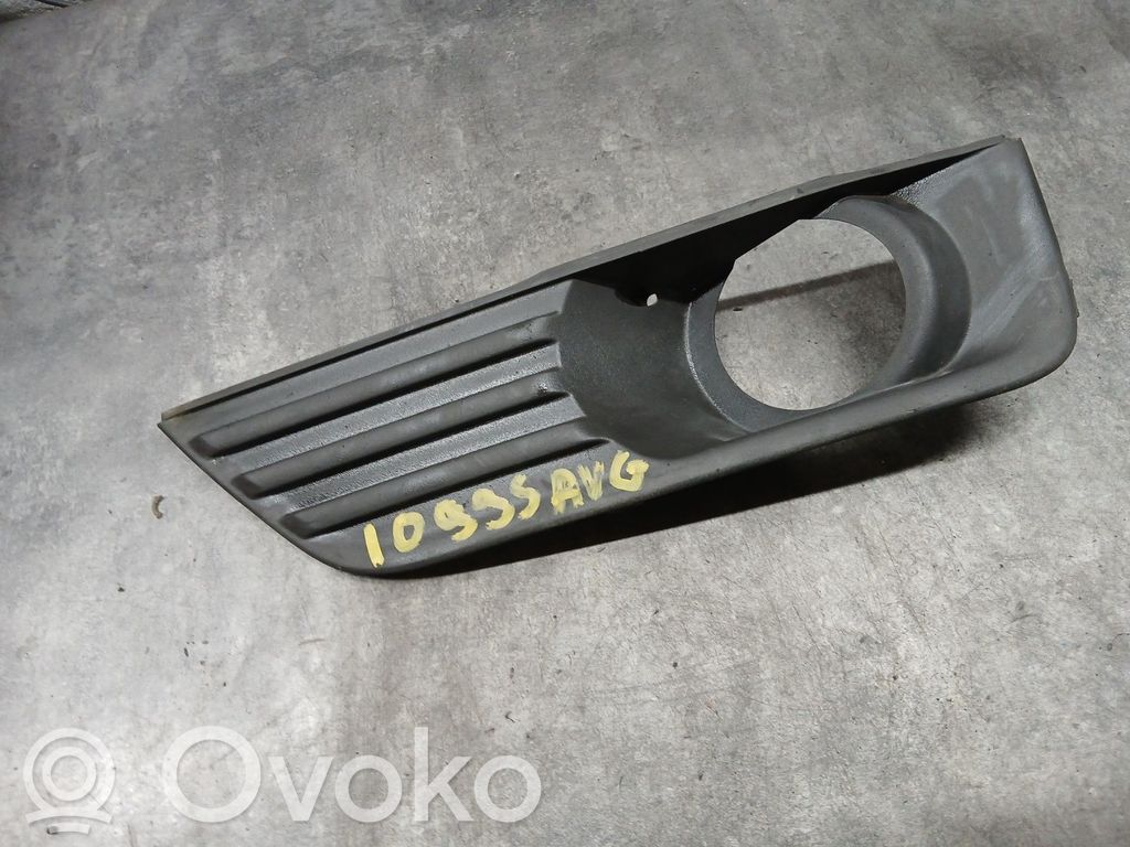 Ford Focus Front fog light trim/grill 