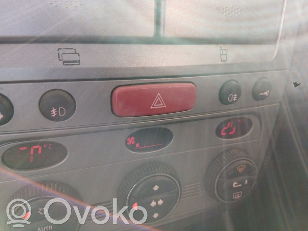 Alfa Romeo 147 Hazard light switch 