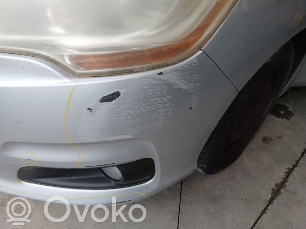 Citroen C4 II Parachoques delantero 