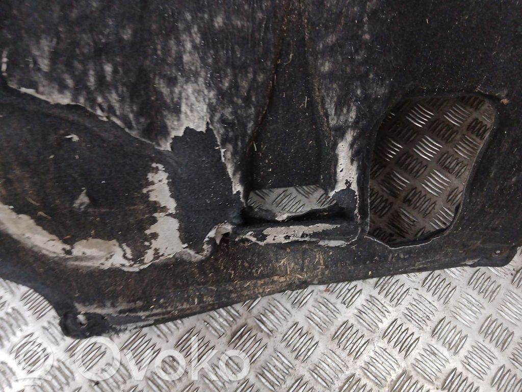 Ford Focus Variklio dugno apsauga 