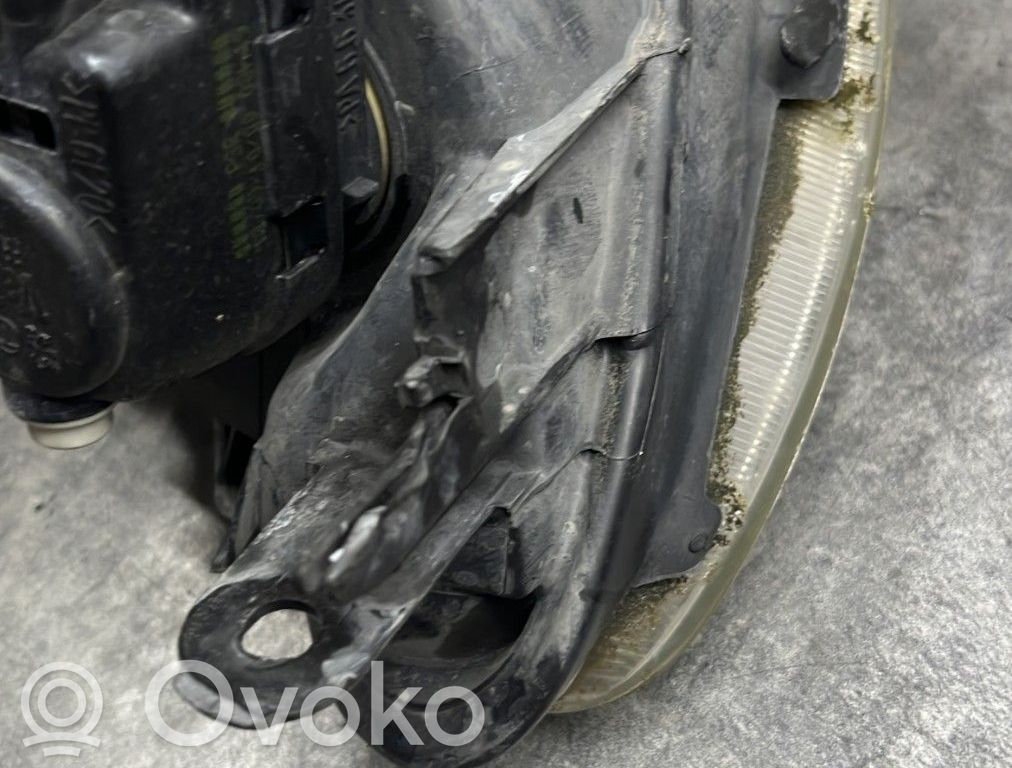 Peugeot 206 Headlight/headlamp 