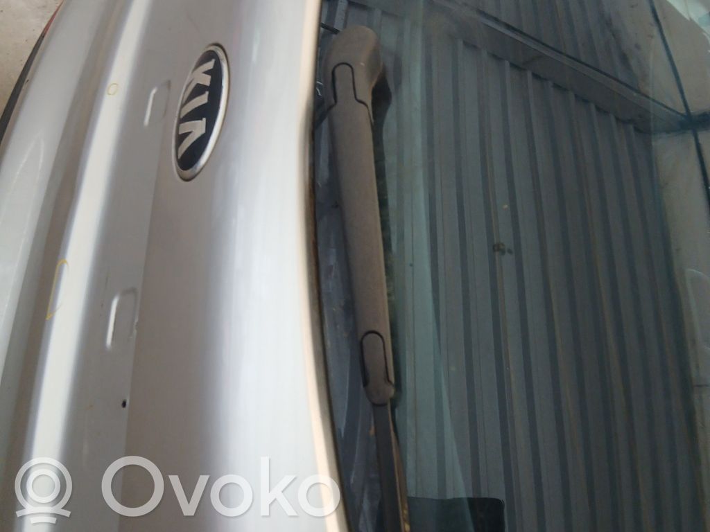 Brazo del limpiaparabrisas trasero   98811A2000