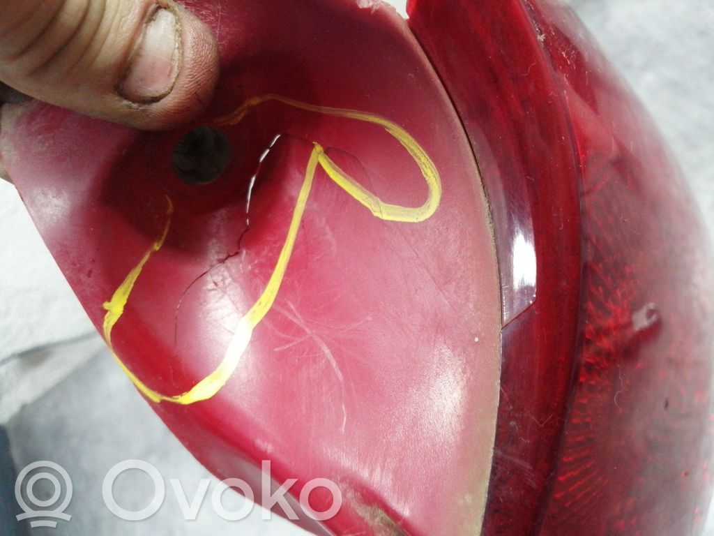 Peugeot 307 Aizmugurējais lukturis virsbūvē 