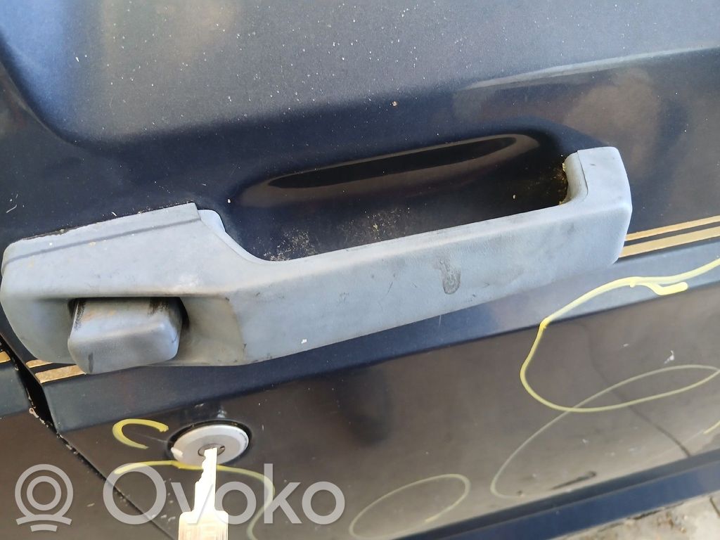 Etuoven ulkokahva