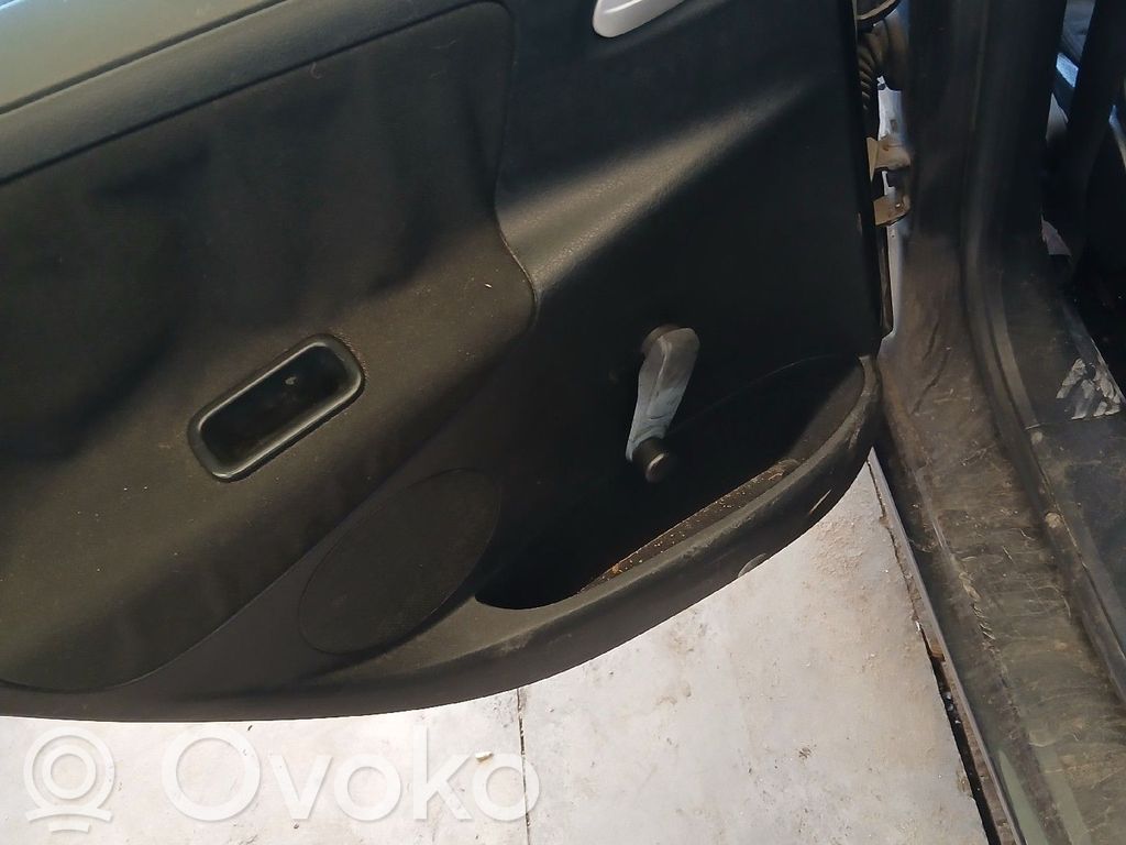 Peugeot 207 Macara geam spate manuală 
