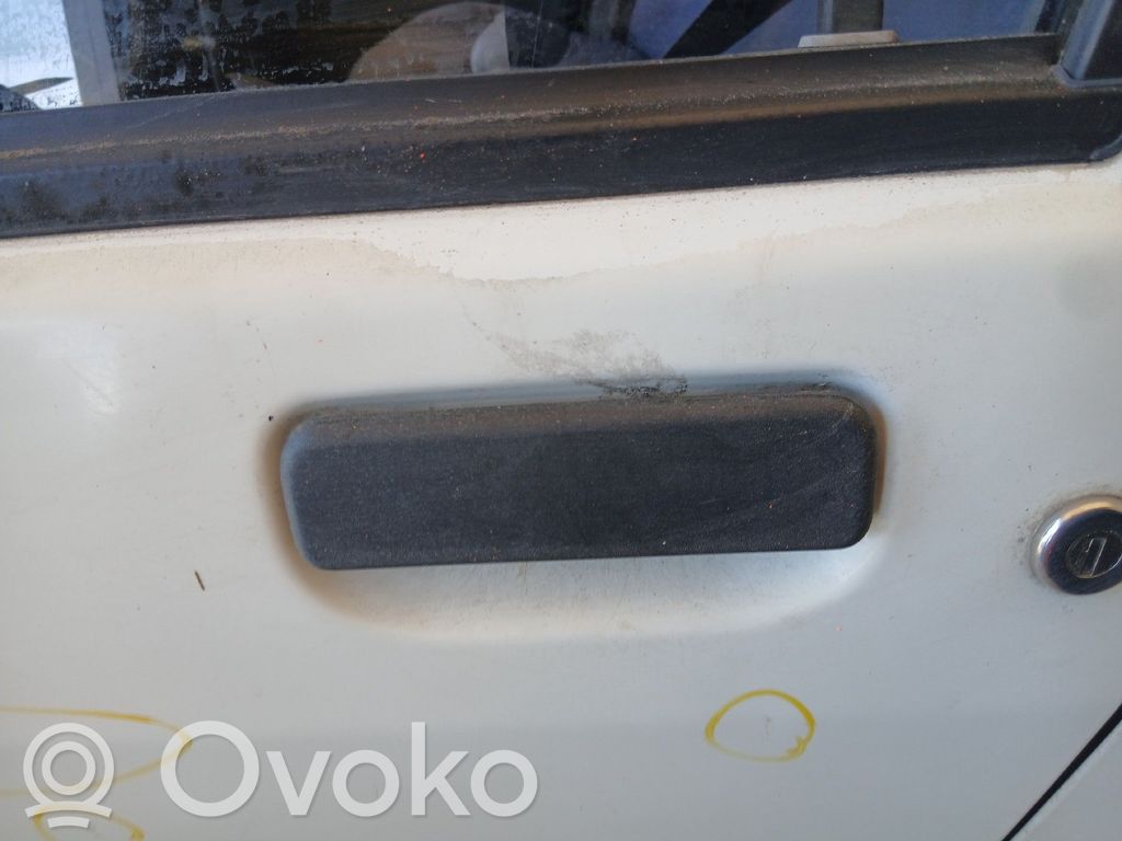 Etuoven ulkokahva