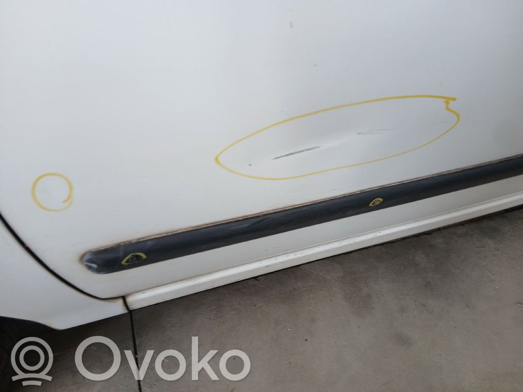 Nissan Micra Drzwi przednie 