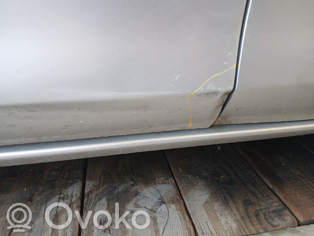 Mazda 2 Дверь 