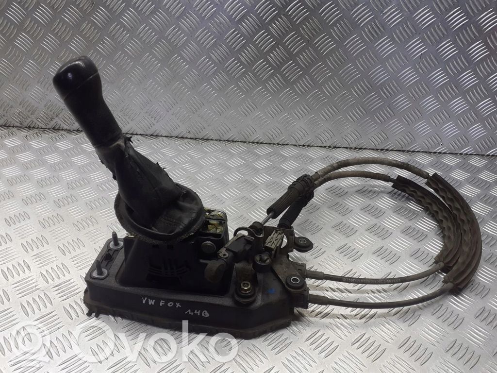 Volkswagen Fox Palanca del retardador de la caja de cambios 