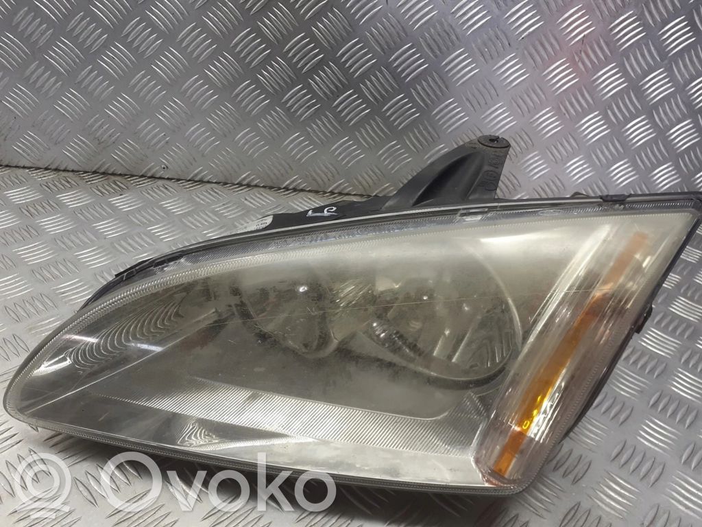 Ford Focus Headlight/headlamp 