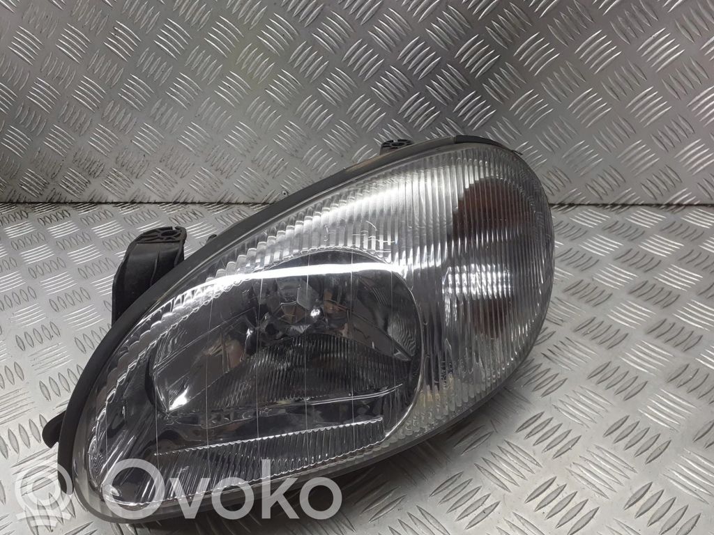 Phare frontale   082221104L