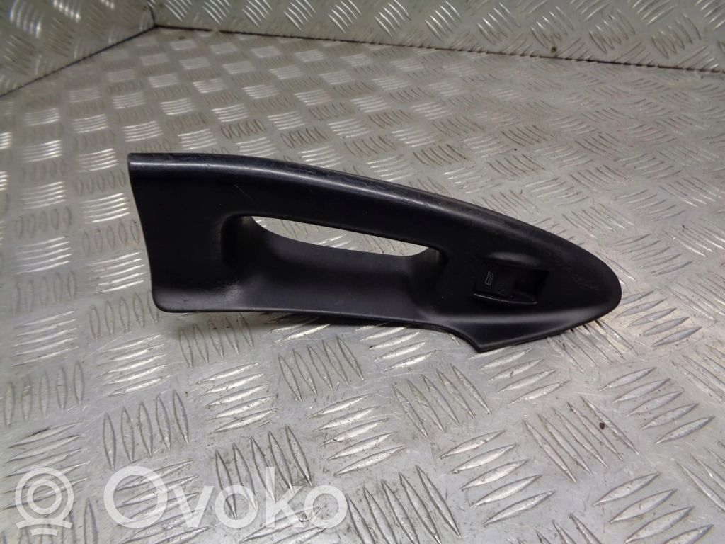 Audi A4 S4 B5 8D Interruptor de la ventanilla de ventilación 