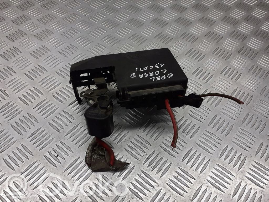 Opel Corsa D Cableado positivo 