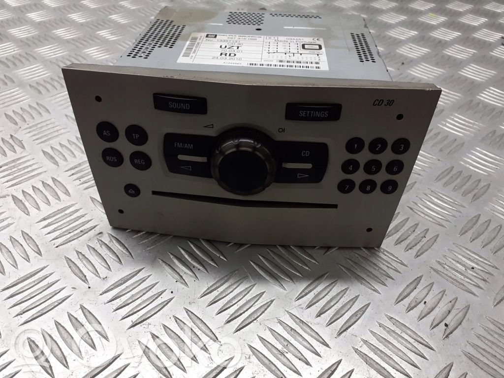 Opel Corsa D Radio/CD/DVD/GPS-pääyksikkö 