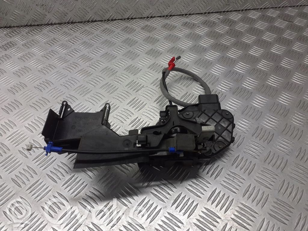 Ford Mondeo MK IV Front door lock 