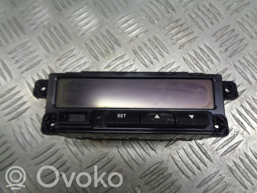 Speedometer control unit/module   951701H700