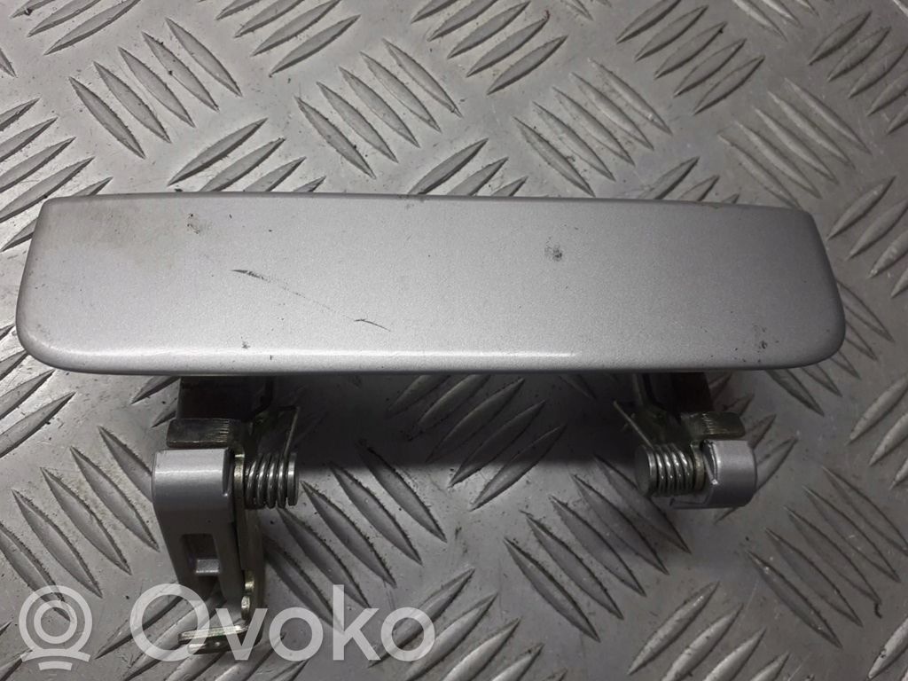 Tailgate opening switch