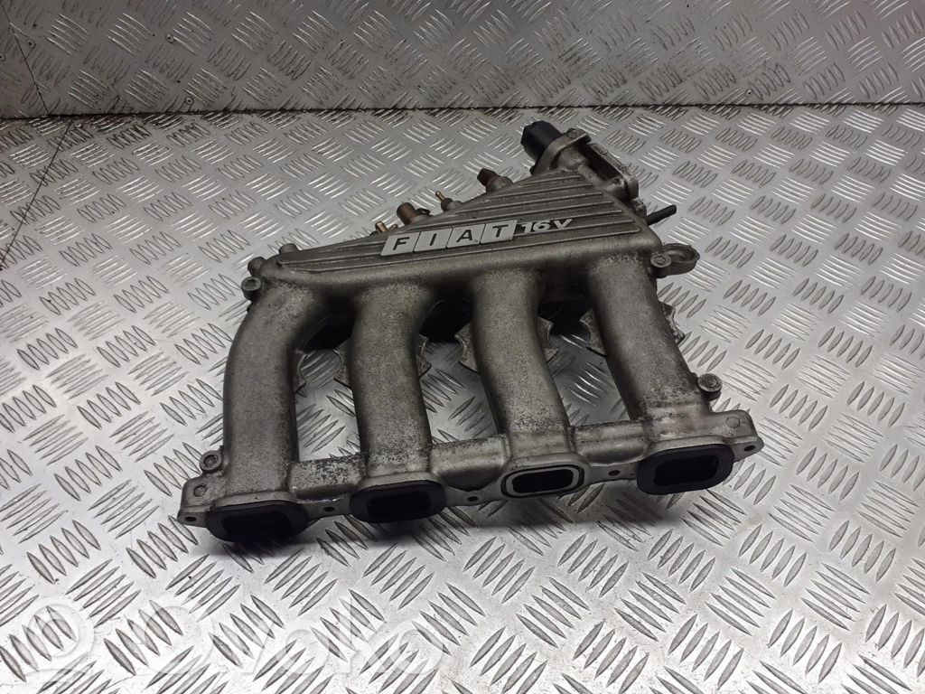 Fiat Siena Colector de admisión 