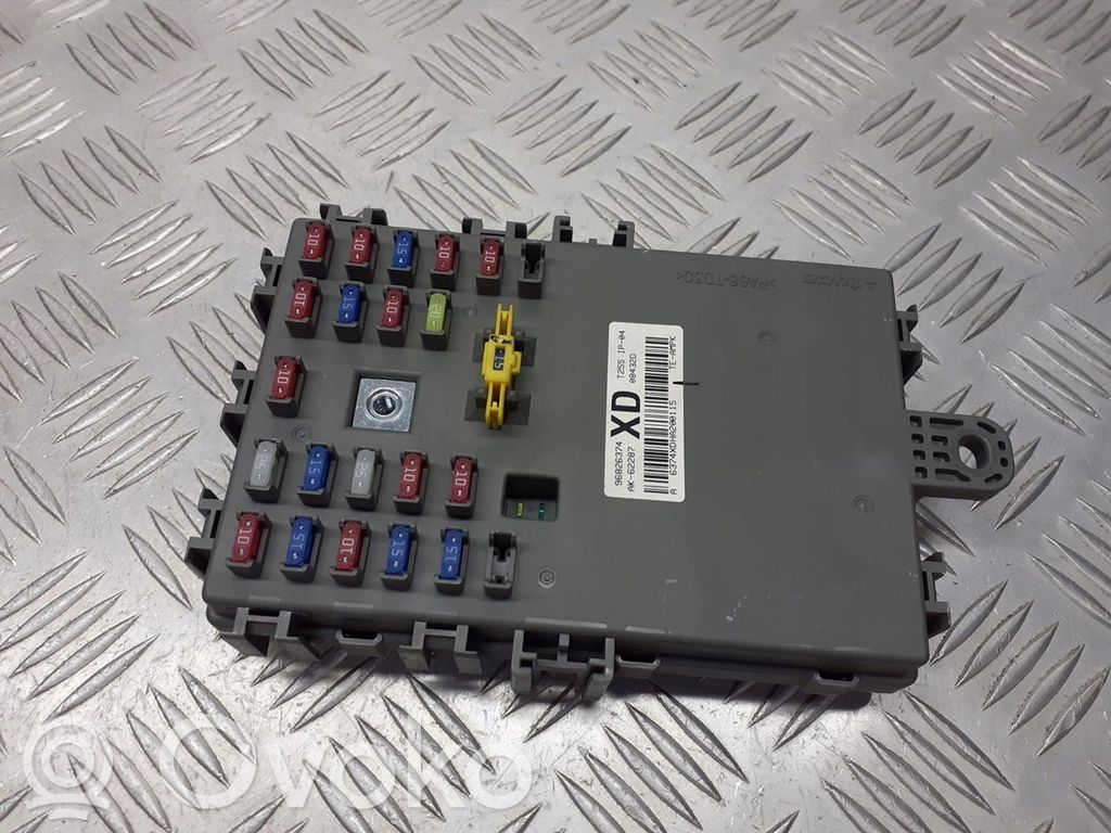 Chevrolet Aveo Caja de conexiones de alto voltaje 