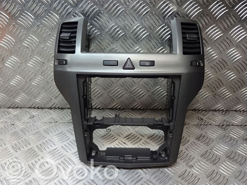 Opel Zafira B Mascherina unità principale autoradio/GPS 