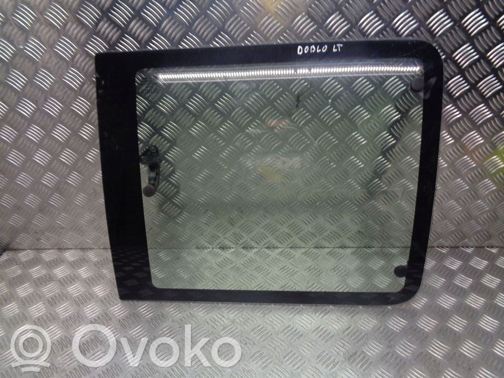 Fiat Doblo Geam lateral spate 