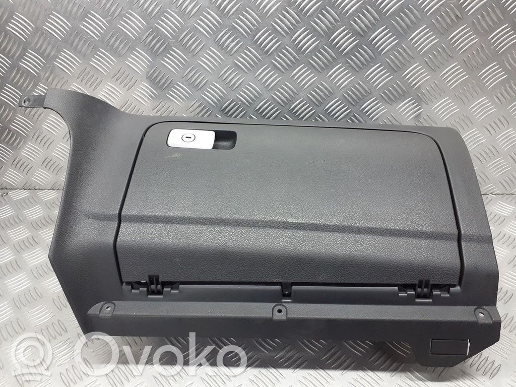 Volkswagen Golf V Tappetino cassetto/ripiano consolle centrale