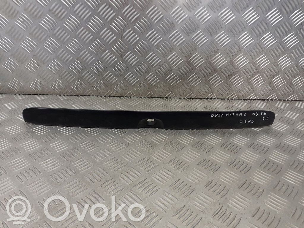 Opel Astra G Takaikkuna-takaspoileri