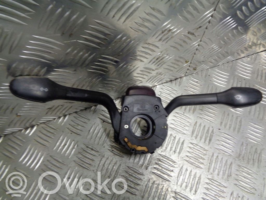 Volkswagen Golf III Interruttore fari e tergicristallo